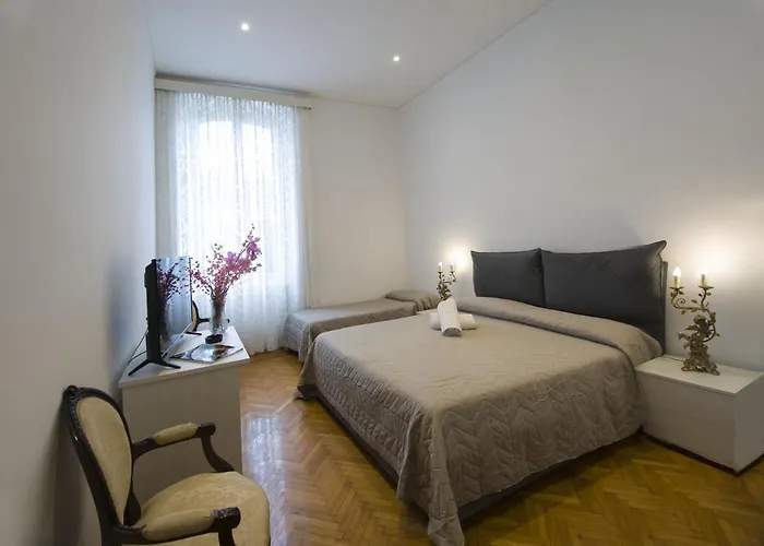 Alexander & Hotell 3*