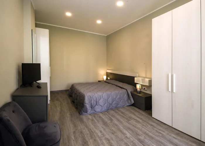 Alexander & Hotell 3*