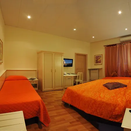 Hotel Alexander &