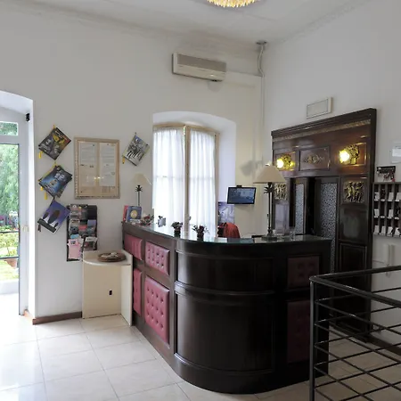 Hotel Alexander & 3*