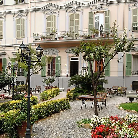 Hotel Alexander &